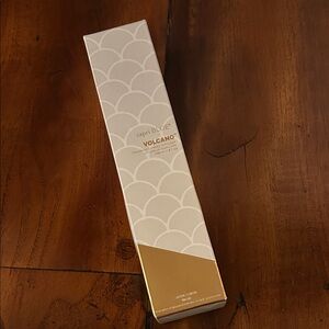 Capri Blue Volcano Capiz Reed Diffuser  new in box